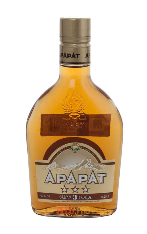 Ararat 3 Stars 0,25l Коньяк Арарат 3 звездочки 0,25л Ararat 3 Stars 0,25l Коньяк Арарат 3 звездочки 0,25л