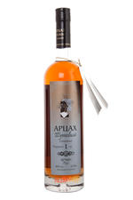 Водка Арцах Тутовый Серебряный 0,75 л. Водка Арцах Тутовый Серебряный 0,75 л.