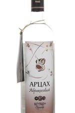 Водка Арцах Абрикосовый 0,5 л. Водка Арцах Абрикосовый 0,5 л.