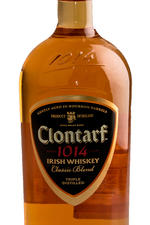 Clontarf 1 l виски Клонтарф 1 л Clontarf 1 l виски Клонтарф 1 л