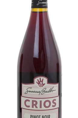 Kris Pinot Noir Итальянское вино Крис Пино Нуар  Kris Pinot Noir Итальянское вино Крис Пино Нуар